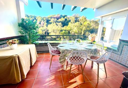 Nature, City & Pool- MALAGA Cozy House