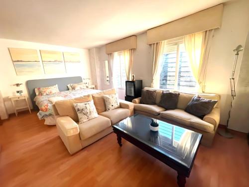 Nature, City & Pool- MALAGA Cozy House