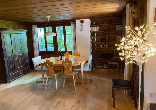 Foto sihtkohas Schönried asuva majutusasutuse Ski in Duplex Chalet galeriist