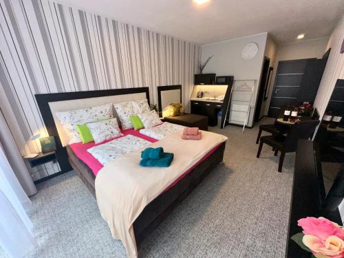 Privat Air - Pavcina Lehota