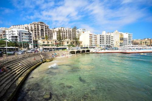 Φυσικό τοπίο κοντά σε αυτό το δωμάτιο σε οικογενειακή κατοικία