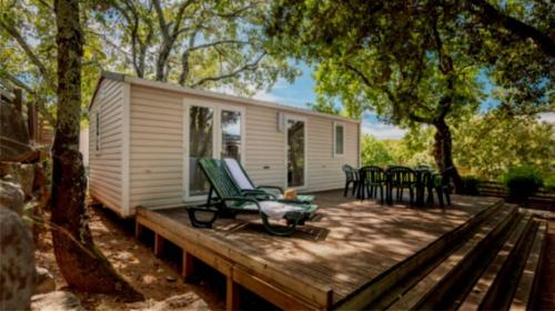 Gallery image of Camping L'Oasis in Grospierres