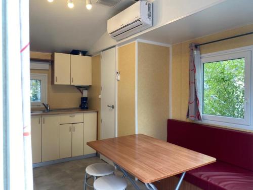 Gallery image of Camping L'Oasis in Grospierres