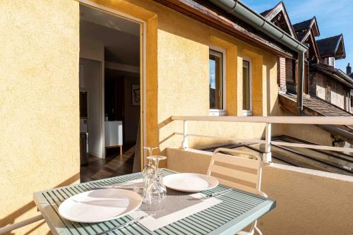 Le Picasso - Centre - Rue Piétonne - Annecy