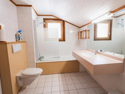 Appartement Spacieux aux Gets, 2 Chambres, Balcon Sud, Proche Pistes et Commerces
