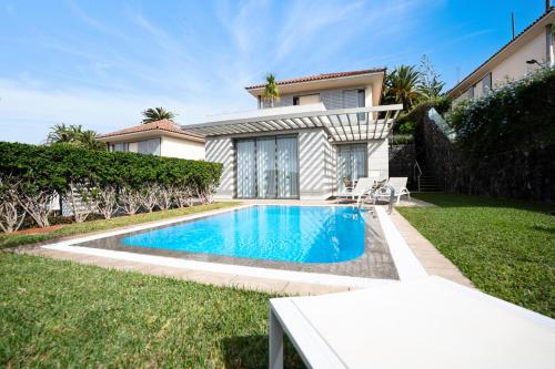 Bazén v ubytování Coral Villas La Quinta nebo v jeho okolí
