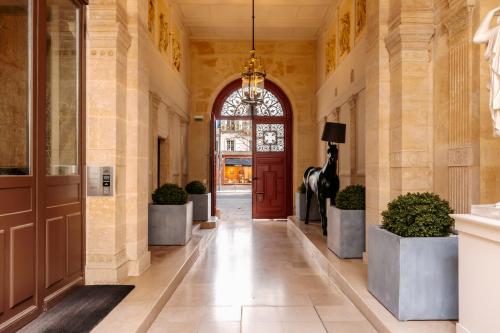 Hotel de Pourtales