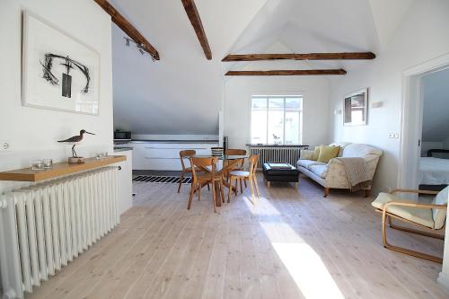 Main street apt, The best location