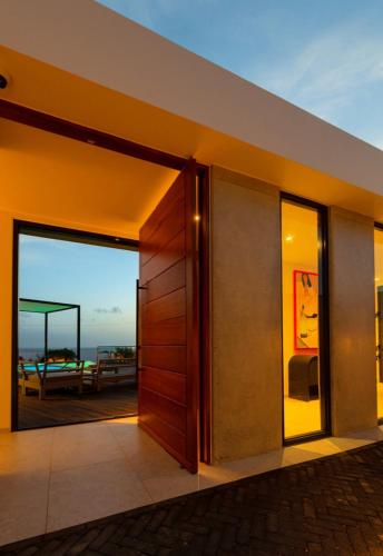 Φωτογραφία από το άλμπουμ του Villa Sea View Luxury σε Willemstad