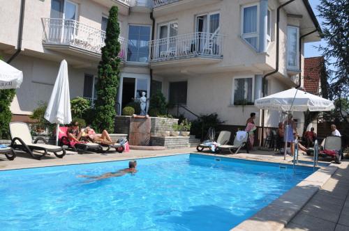 Gallery image of Hotel Diana in Siófok