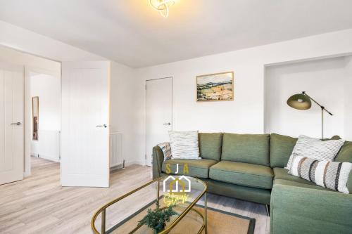Гостиная зона в Catto Stay - SJA Stays - 2 Bed Apartment