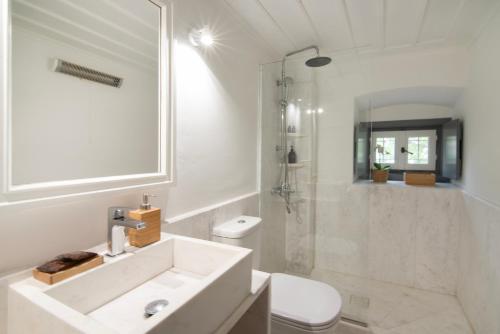 Phòng tắm tại Villa 1853, Spetses Ground Floor