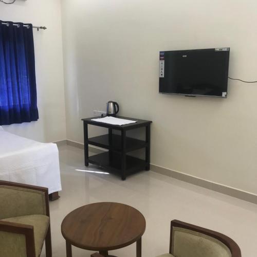 Μια τηλεόραση ή/και κέντρο ψυχαγωγίας στο Thulasi Kudil