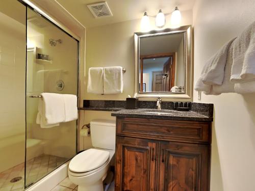 Timberline Condominiums Studio Deluxe Unit 118 photo 3