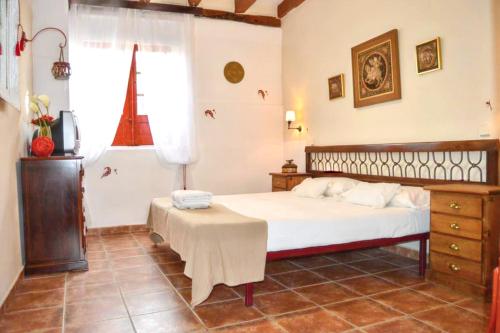 Posteľ alebo postele v izbe v ubytovaní Spacious villa with private pool - Campo de Cuéllar