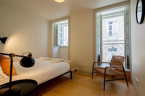 Castelo Superior Two Bedroom Apartment by Les Deux Mariettes