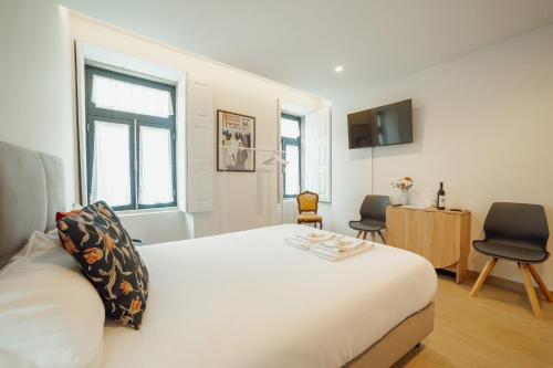 Carmo Residence Porto by Vacationy