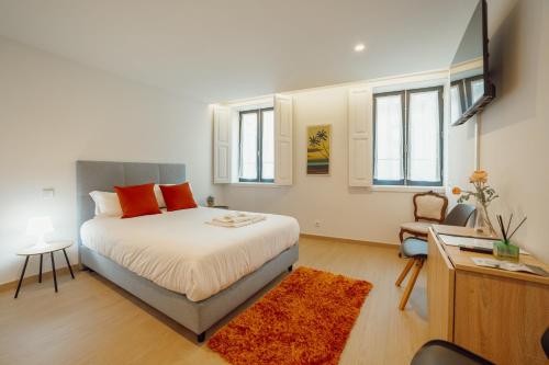 Carmo Residence Porto by Vacationy