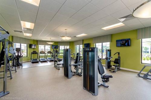 Luxury 4 bedroom 3 bath pool Home 271 photo 7