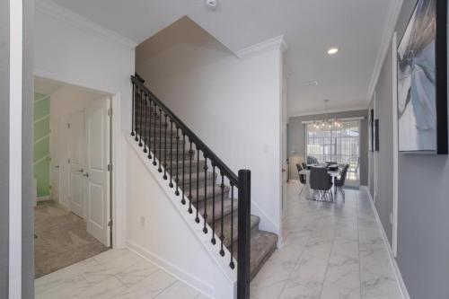 Luxury 4 bedroom 3 bath pool Home 271 photo 33