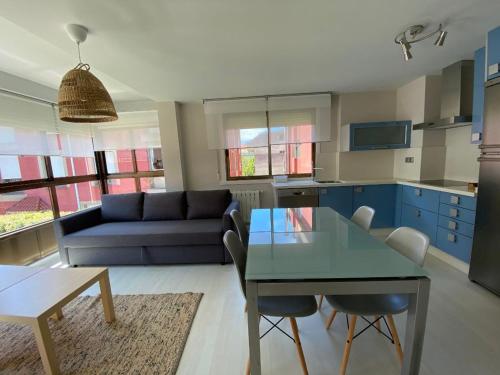 Billede fra billedgalleriet på Housingcoruña Apartamento Playa Miño 04 i Miño