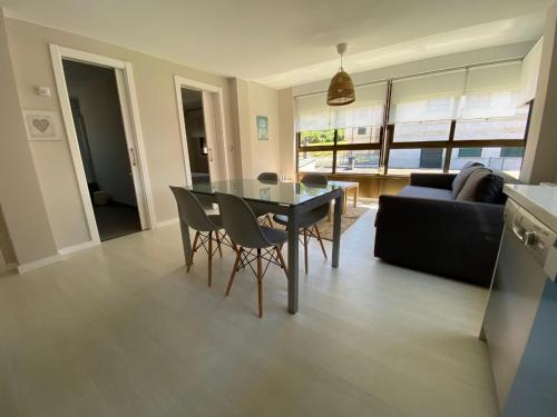 Billede fra billedgalleriet på Housingcoruña Apartamento Playa Miño 04 i Miño