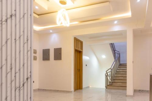 Fotografie z fotogalerie ubytování Cozy Nest Studio at East Airport v destinaci Accra