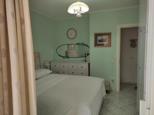 Emilia and Nikos Marousi apartment