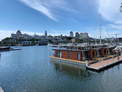 Marina Port de Québec 1 - Maison flottante