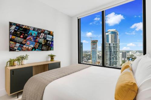 On 44th Floor! Condo w The Best Views & Free Parking photo 22
