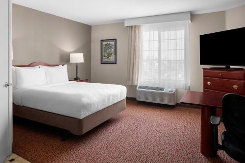 Larkspur Landing Extended Stay Suites Milpitas Image