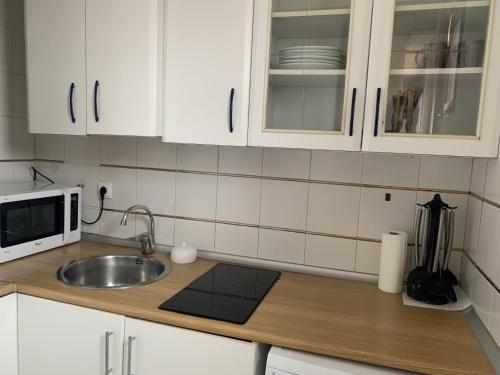 Кухня или мини-кухня в Apartamentos Torr en Madrid - Chamartín

