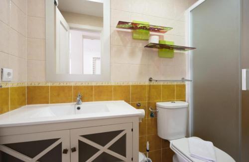 Koupelna v ubytování V Centenario free parking by Staycare