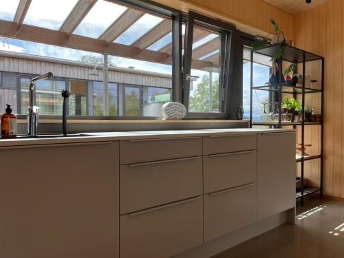 Dapur atau dapur kecil di Architect designed micro house