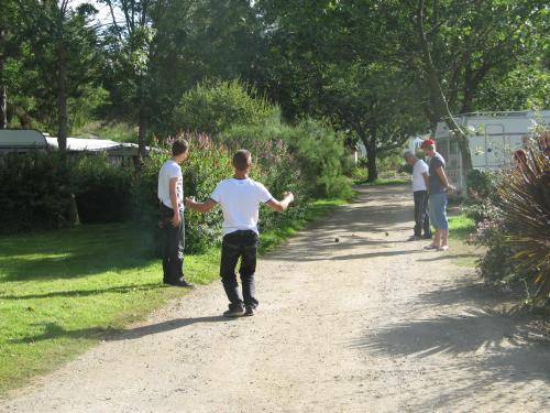 Gambar di galeri bagi Camping de la Baie de Térénez di Plouézocʼh