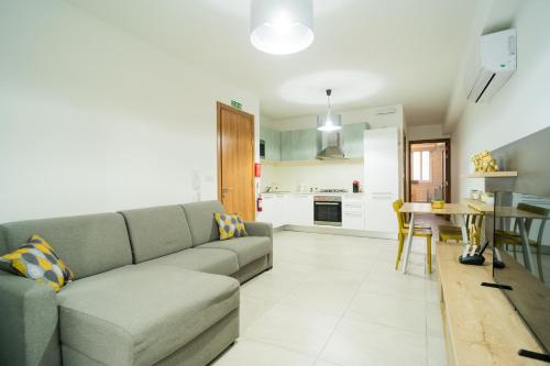 Una cocina o cocineta en Ciuris house Malta
