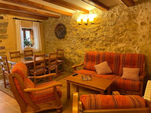 Billede fra billedgalleriet på CASA RURAL CARRER PLA Culla i Culla