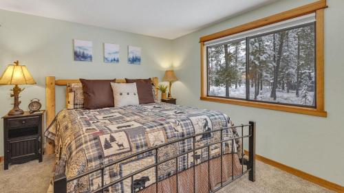 Ένα ή περισσότερα κρεβάτια σε δωμάτιο στο Witch Hazel - Unit 1