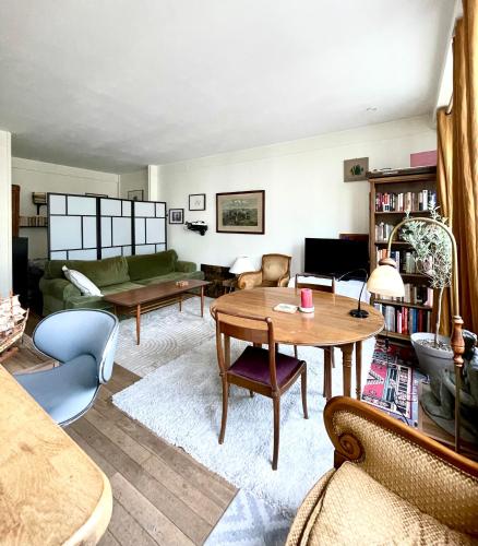 Studio cosy avec balcon Paris 16ème