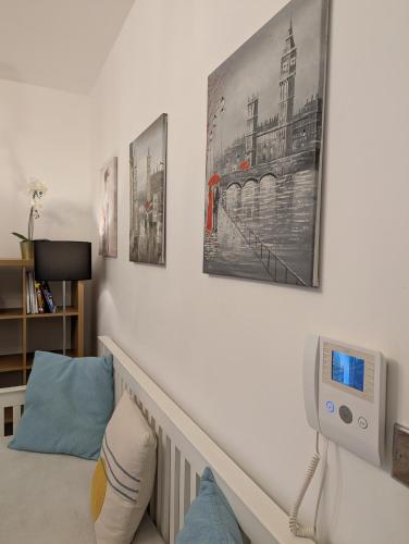 Central London Apartment - Great Location photo 50