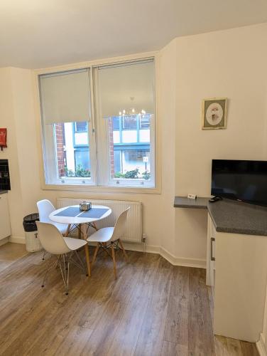 Central London Apartment - Great Location photo 51