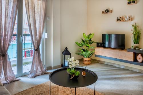 City Break Apartment 4' to Metro