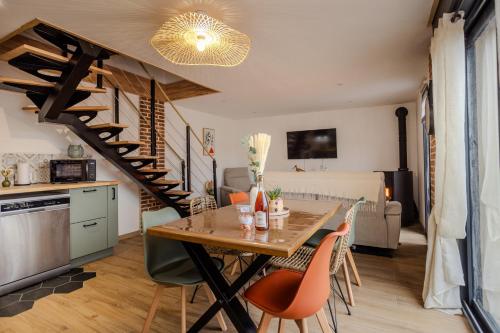 Les cigognes gites de la reserve