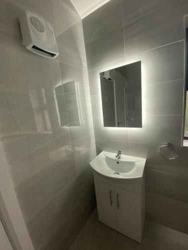 Gallery image of Kingsize room in quiet house in Skehanagh