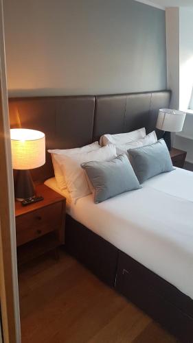 CS Exclusive Apartments of Princess Street West End photo 20