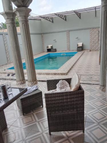 Πισίνα στο ή κοντά στο Kassim Guest House