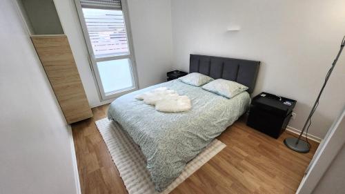 Photo de la galerie de l'établissement T2, parking, terrace, close to Paris and La Defense, à Rueil-Malmaison