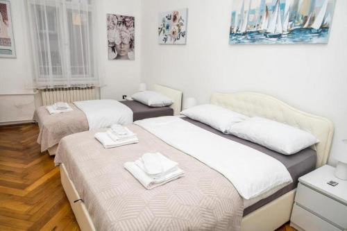 Apartments with WiFi Zagreb - 23666