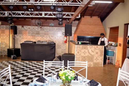 Restoran atau tempat lain untuk makan di Salle Eventos Chacara