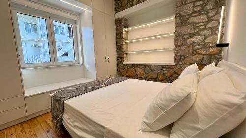 Aeolian apartment
